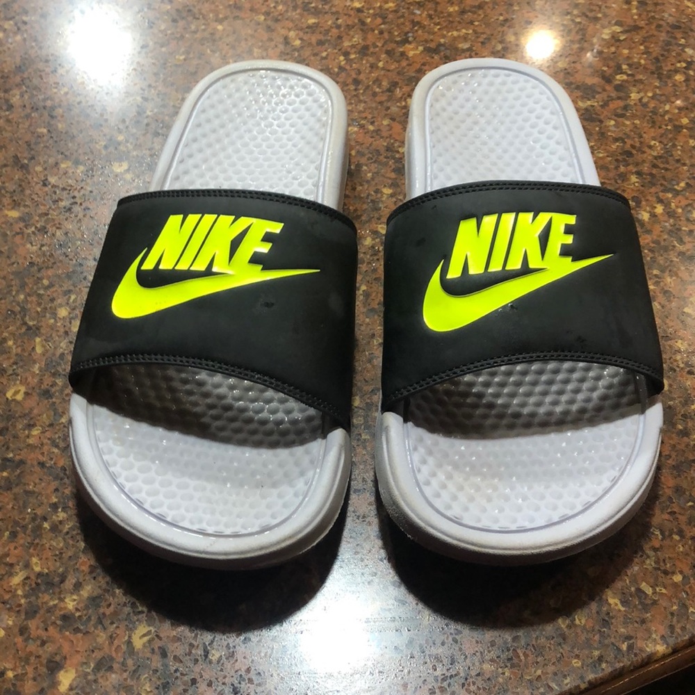 Nike slides